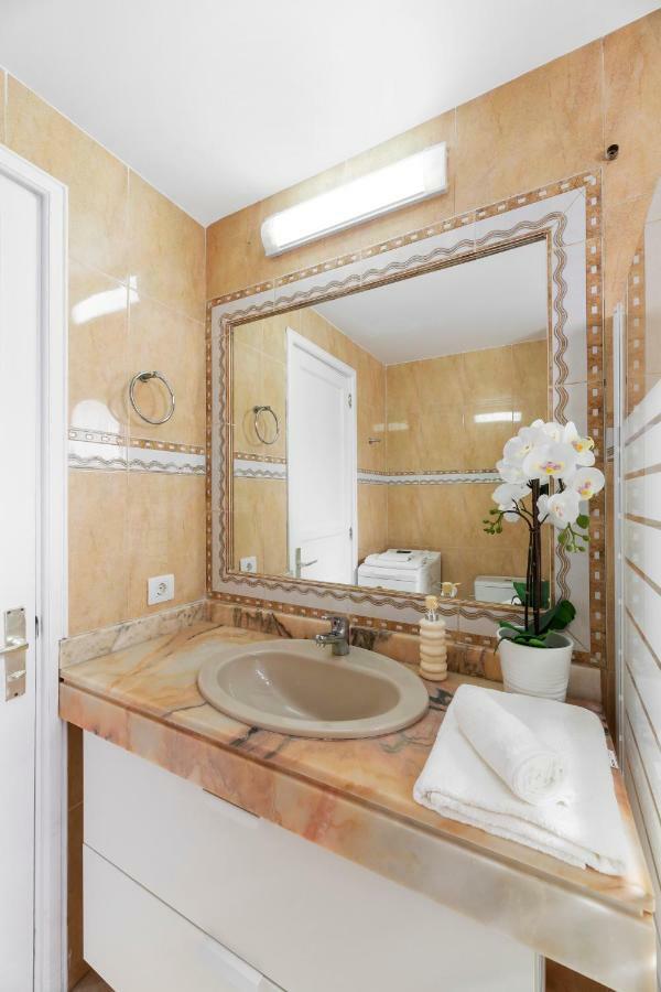 Daruma Apartments กอสตา เตกีสเซ ภายนอก รูปภาพ